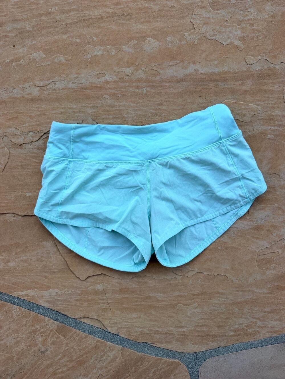 Lululemon Speed Up Low-Rise Lined Shorts 2.5 Blue Running W7AO6R Size 2